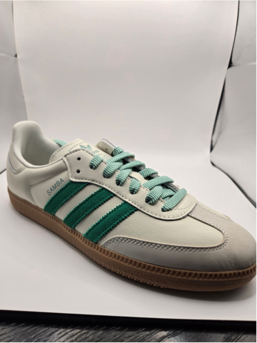 Women's Adidas Samba OG Sneakers White Green Size 11.5